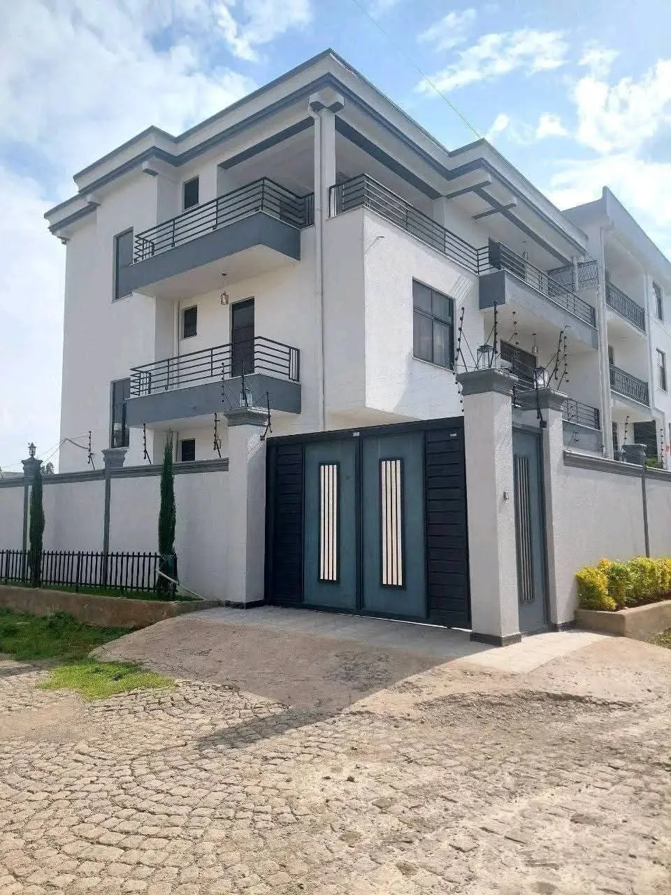 Modern G+2 House in Ayat – photo 5