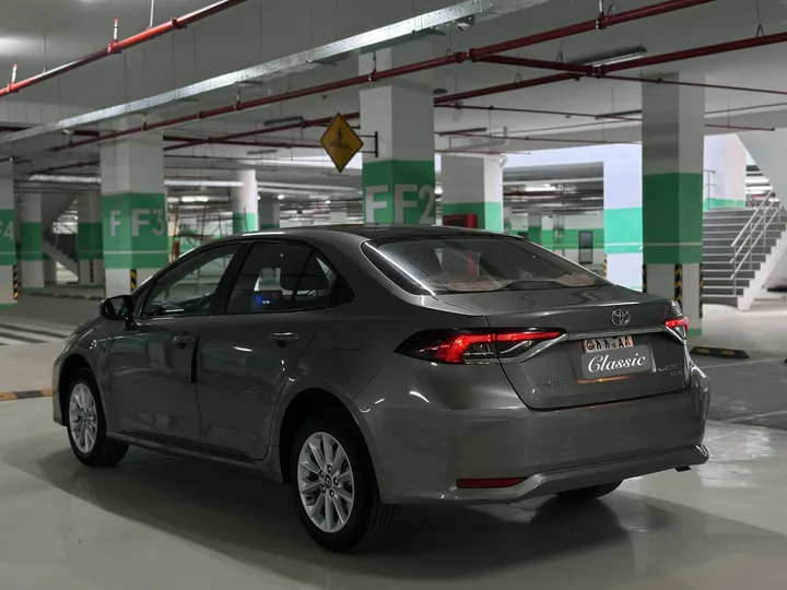Toyota Corolla 2023 Sedan – photo 7