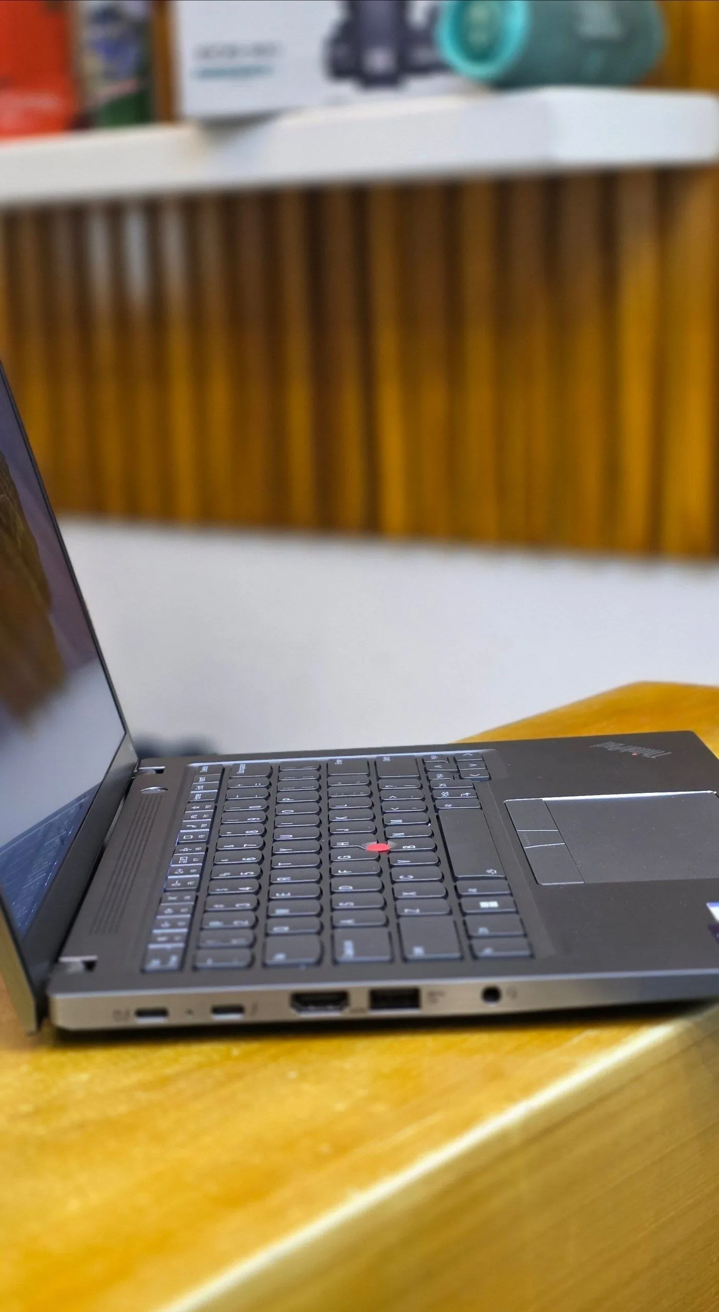 Lenovo ThinkPad T14s Gen 3 Touch – photo 5