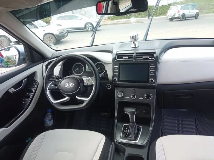 Hyundai Creta 2022 Automatic Silver – photo 5