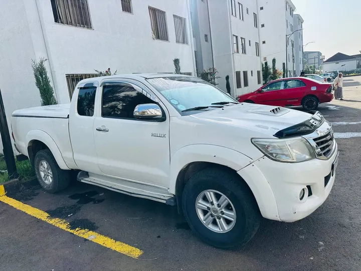 Toyota Hilux Pickup 2013 – photo 7