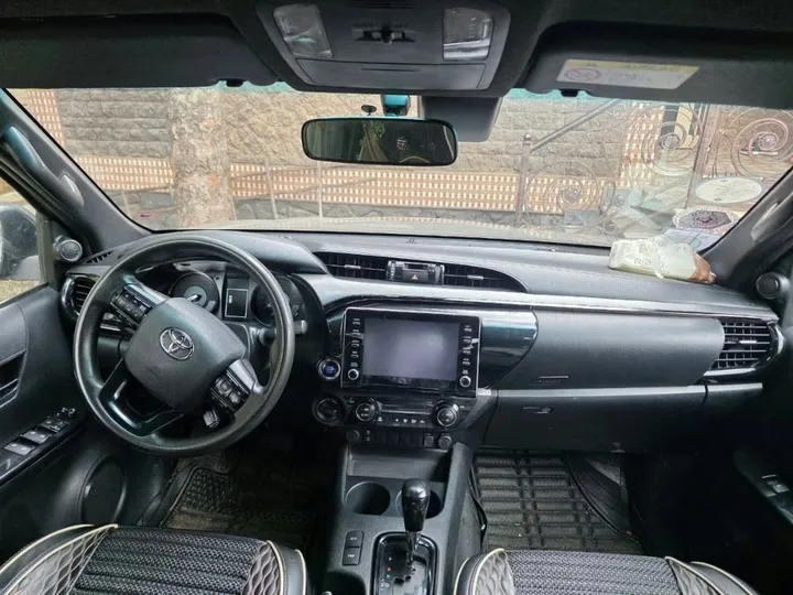 Toyota Hilux Invincible 2021 Diesel – photo 10
