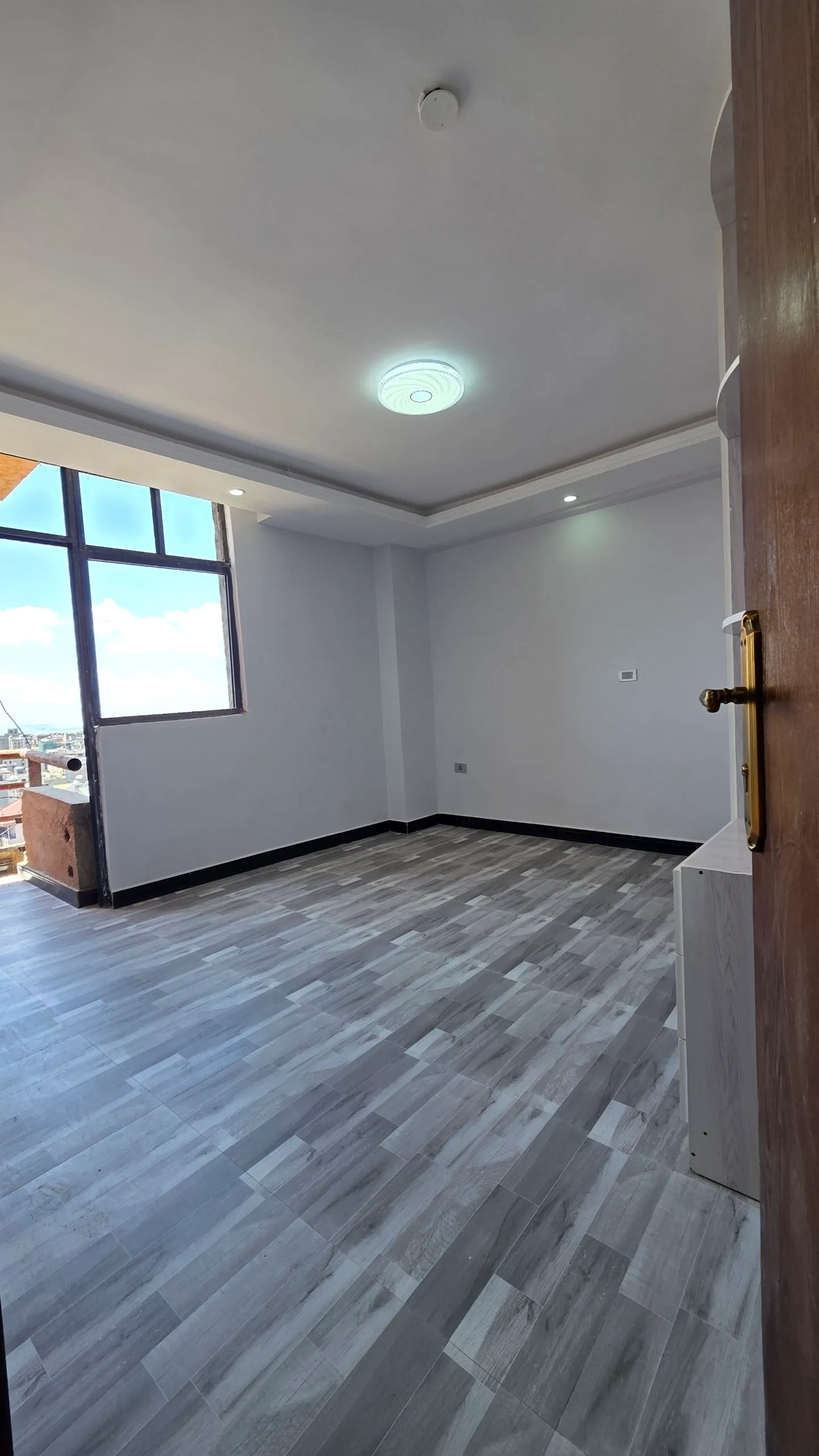 2-Bedroom Condo Ayat 49 76sqm – photo 4