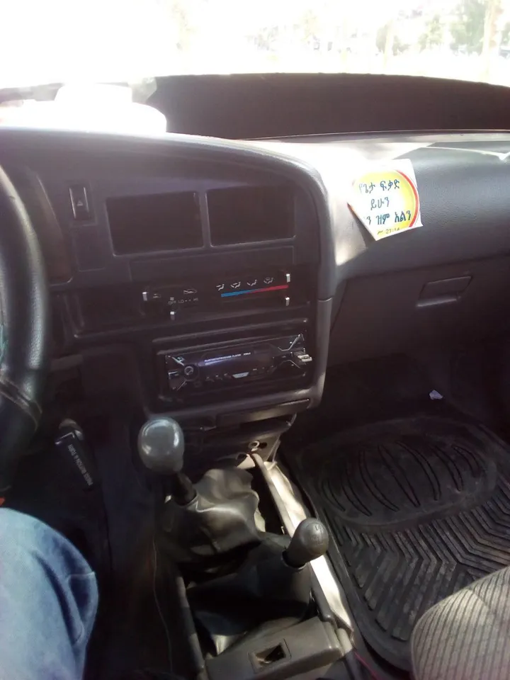 Toyota Hilux King Cab 1996 – photo 4
