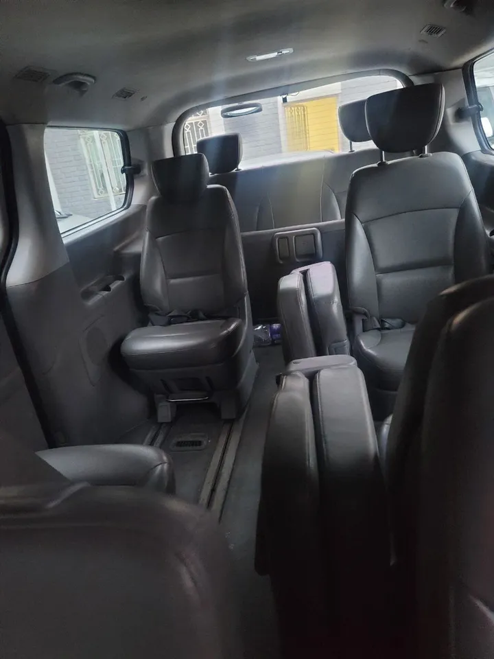 Hyundai Starex 2015 Automatic – photo 3