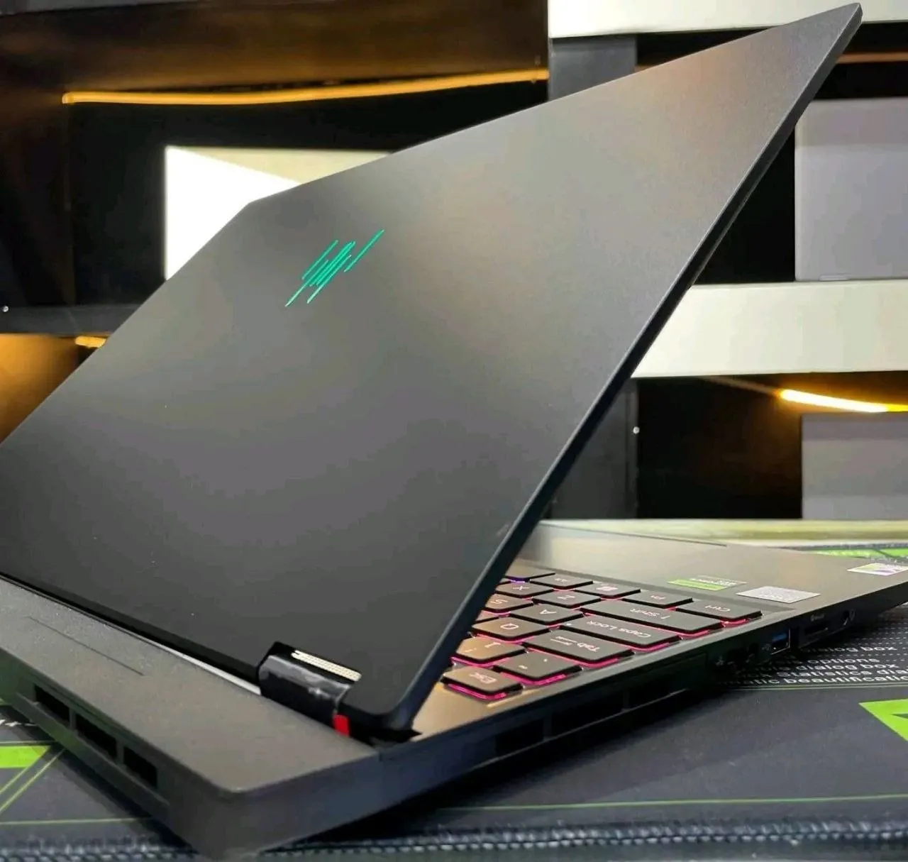 Acer Predator Helios NEO16 Gaming Laptop – photo 4