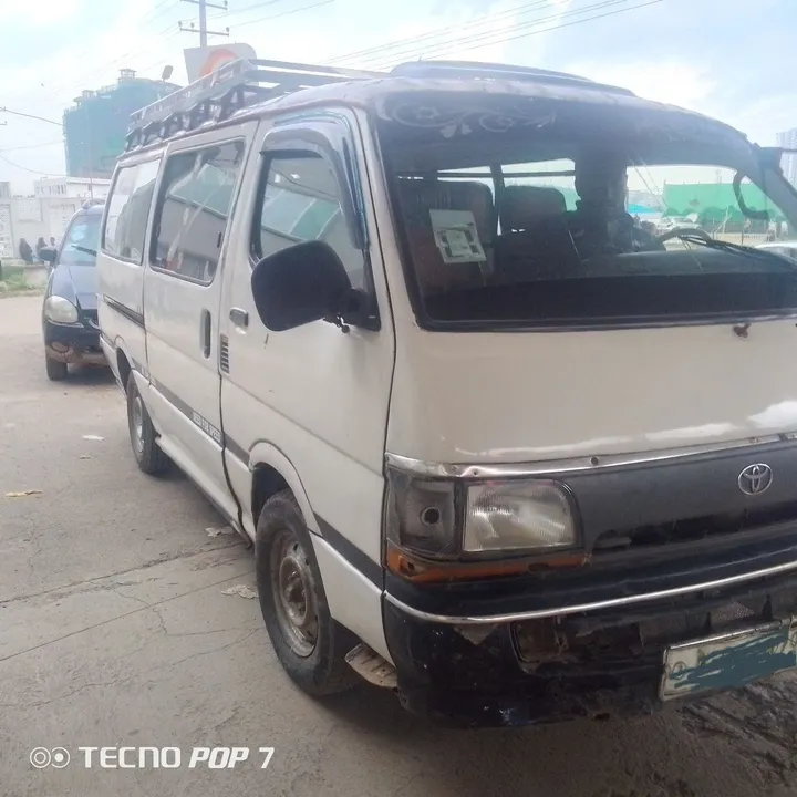 Toyota Hiace 1RZ Petrol 1998 – photo 4