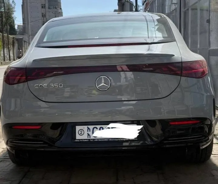2025 Mercedes-Benz EQE 500 – photo 6