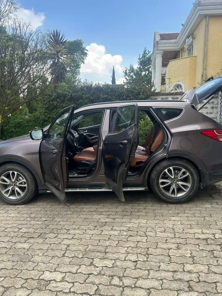 Hyundai Santafee Maxcruz 2014 Automatic – photo 6