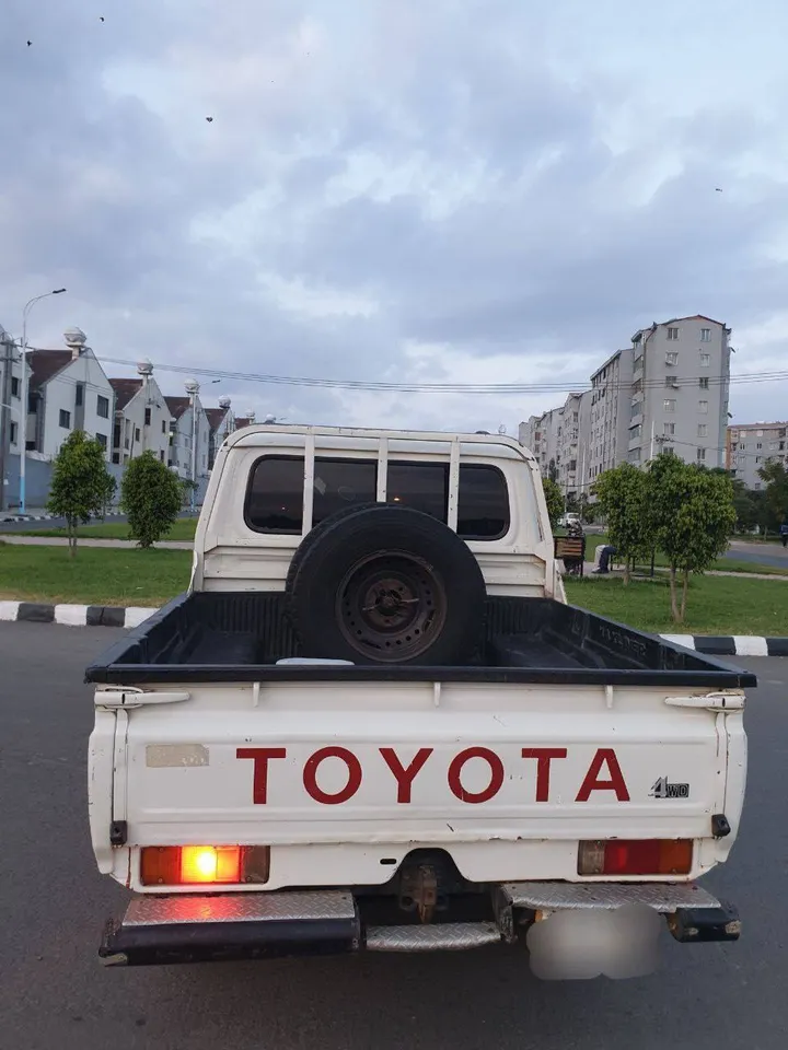 Toyota Double Cab Pickup 2019 – photo 7