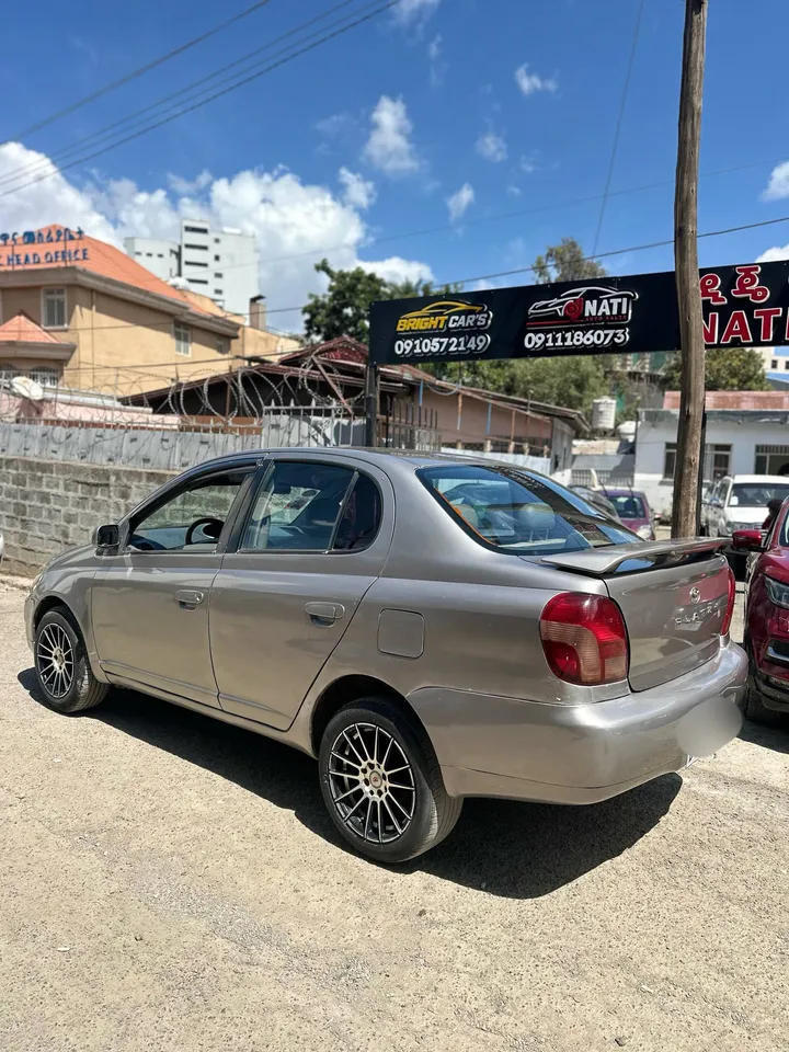 Toyota Platz 2001 Automatic – photo 5