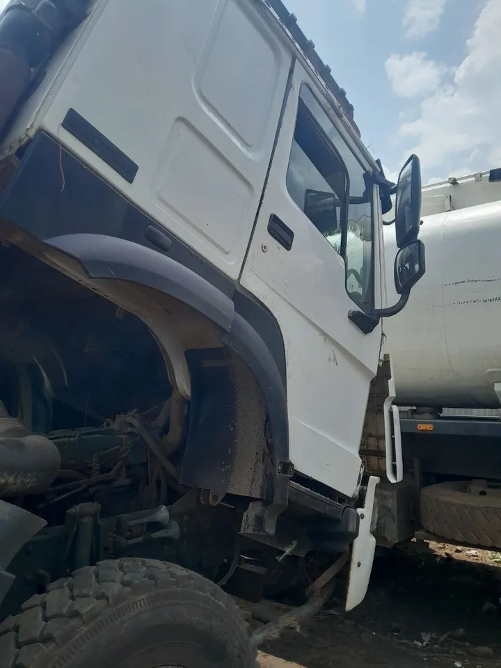 Sinotruk Casoni Cargo Truck – photo 6