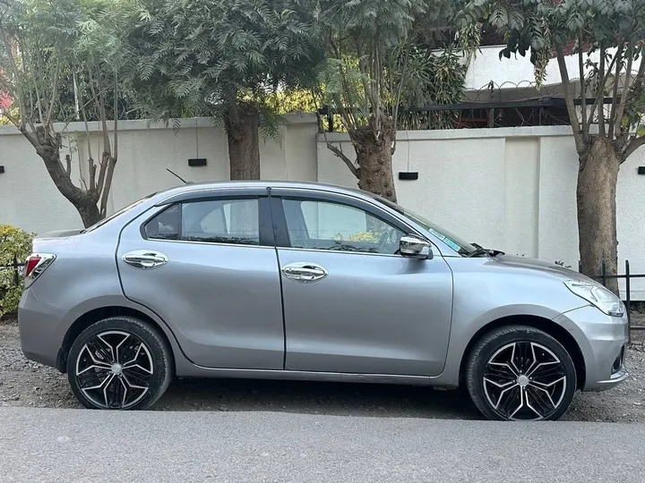 Suzuki Dzire 2022 Automatic – photo 3
