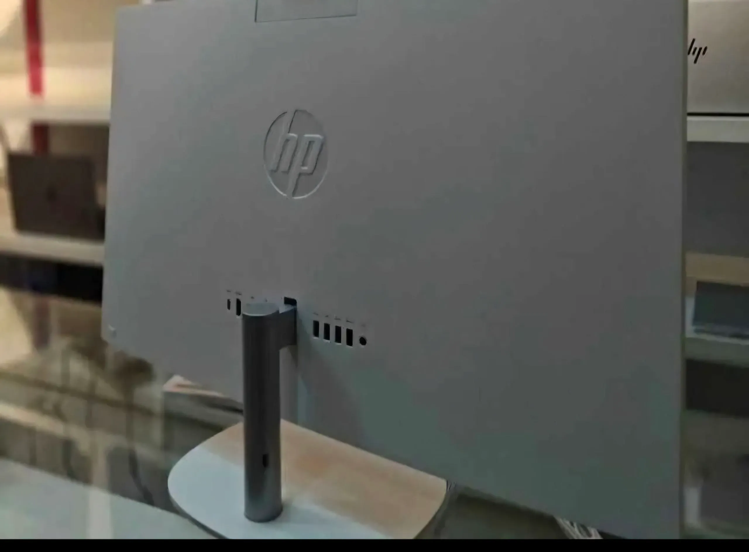 HP All-in-One 27-CR0034NY White – photo 3