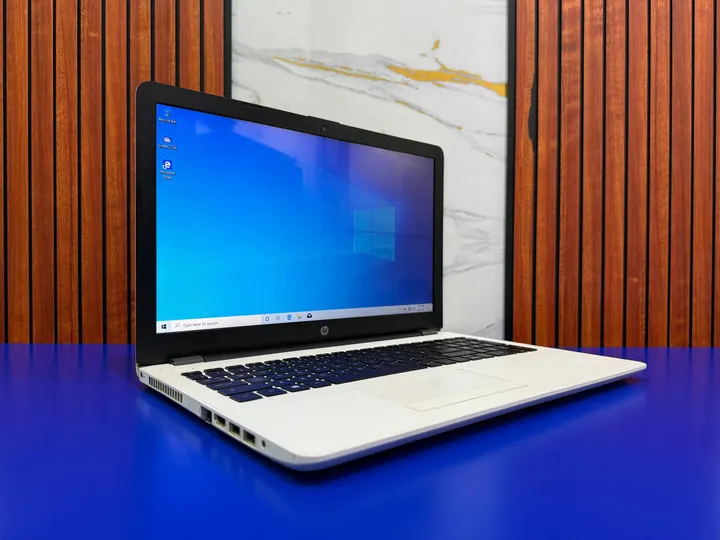 HP Notebook 250 Touchscreen Laptop – photo 3