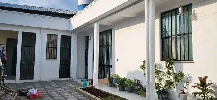L-Shape House Ayat 150 sqm – photo 3