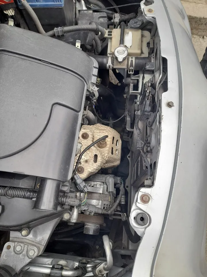 Toyota Yaris Compact 2009 Automatic – photo 6