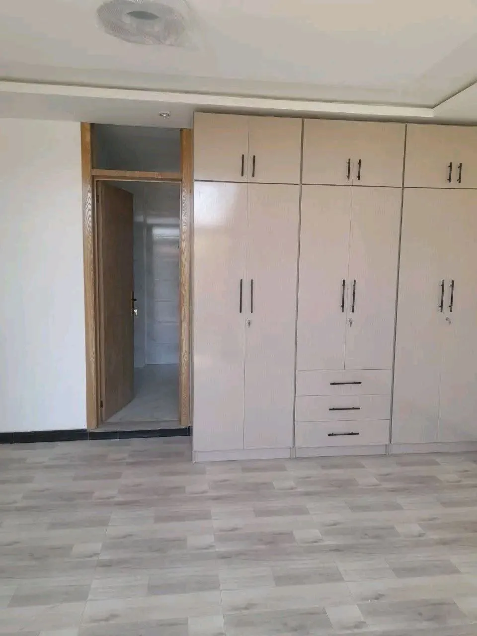 4-Bedroom House in Summit 72 – photo 3