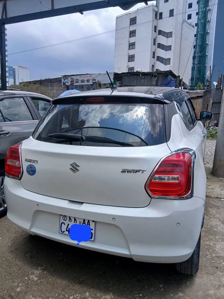 Suzuki Swift 2022 Automatic – photo 6