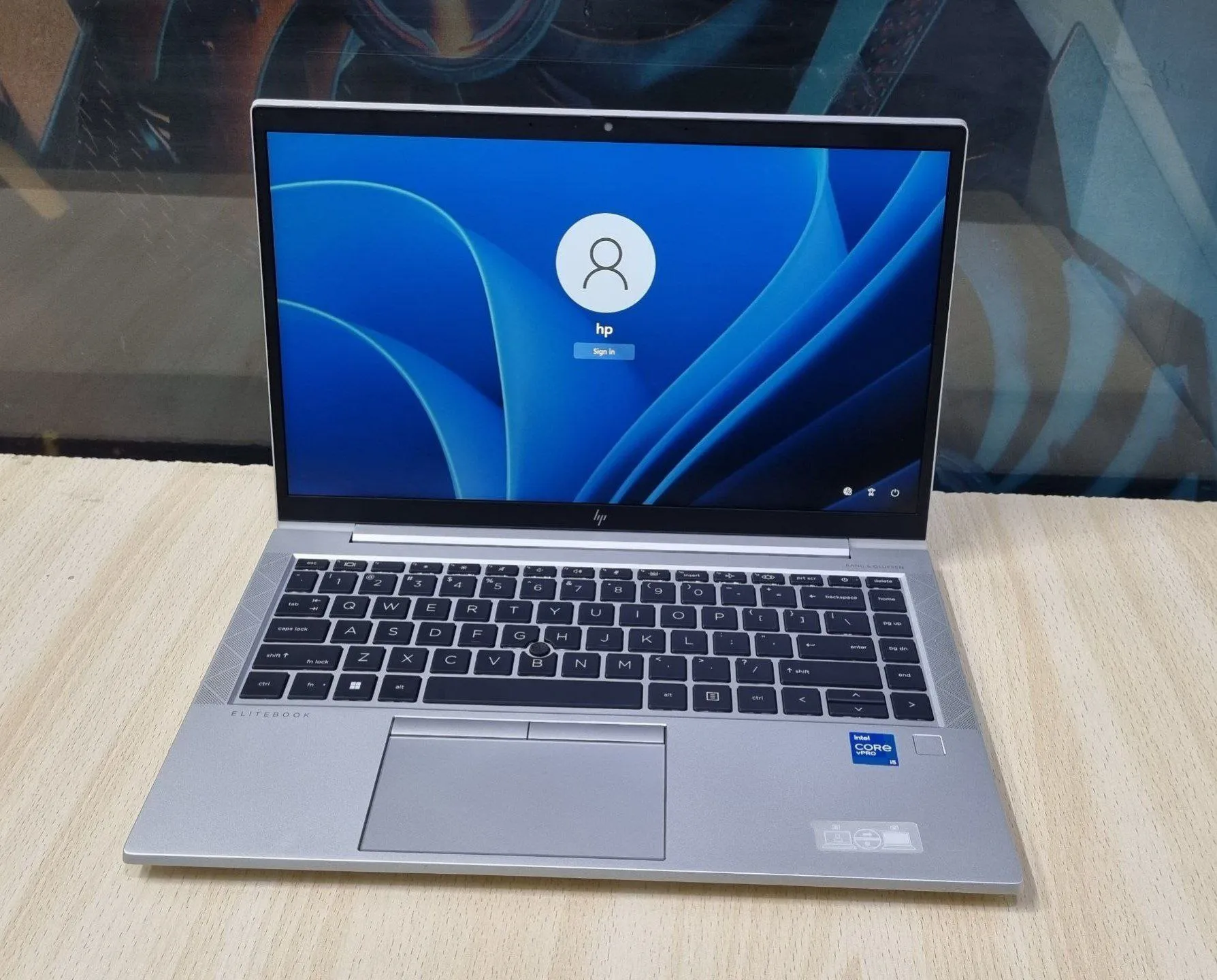HP EliteBook 830 G8 Core i5 – photo 3