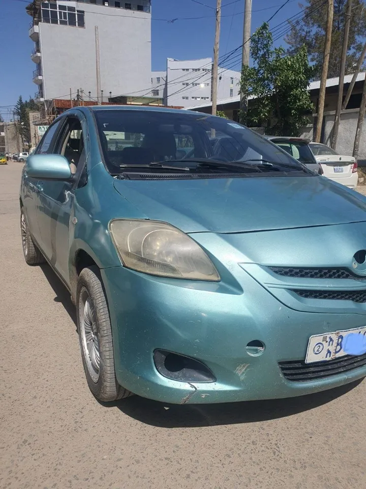 2008 Toyota Belta Sedan – photo 6