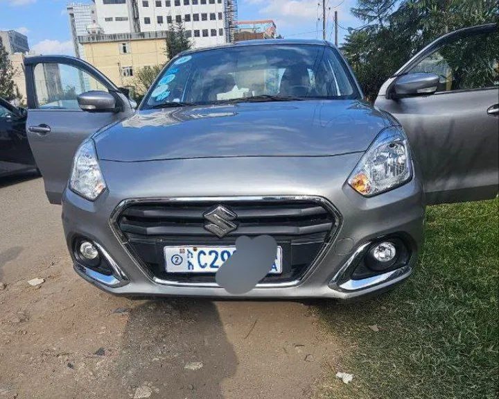 Suzuki Dzire 2022 Automatic – photo 3