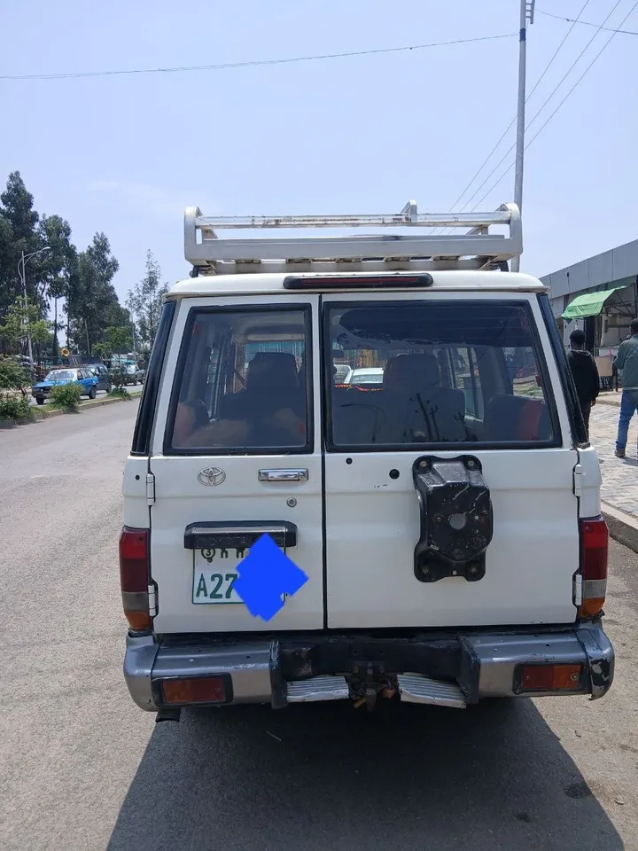 Toyota LandCruiser Mark II 2010 – photo 7