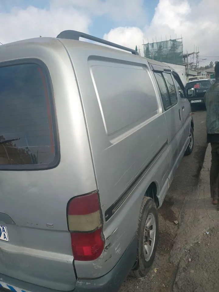 Toyota D4D Van 2006 – photo 7