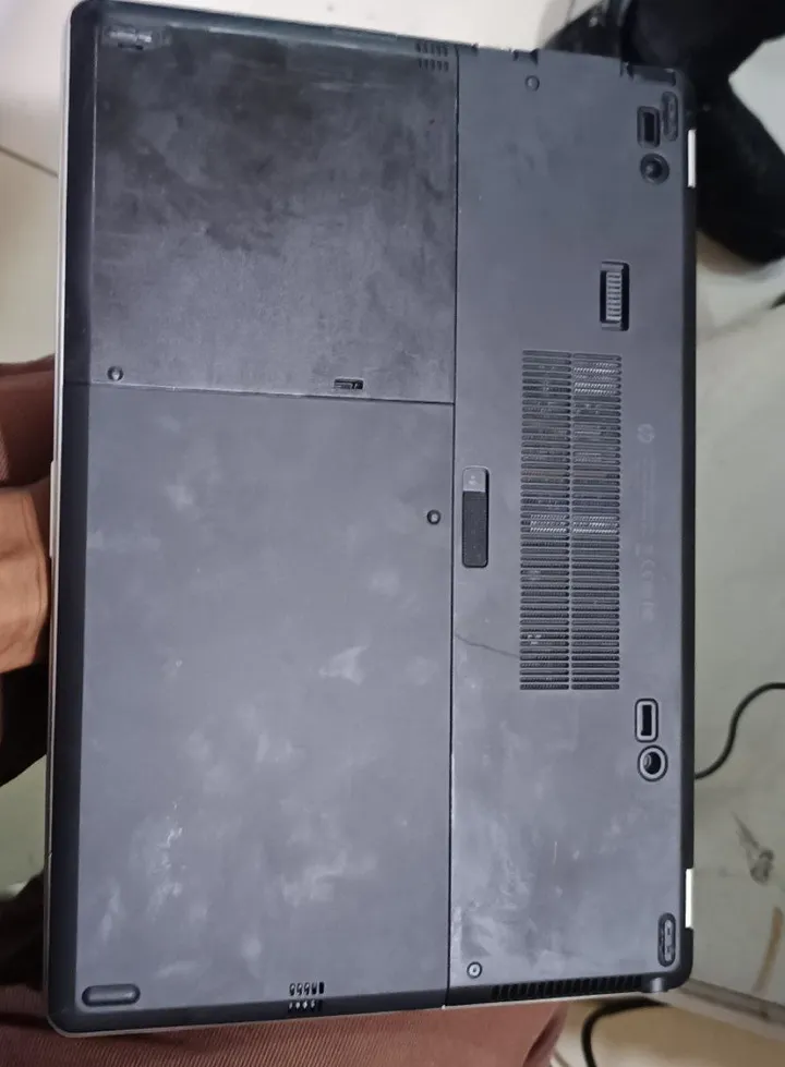 HP EliteBook Folio i5 8GB – photo 4