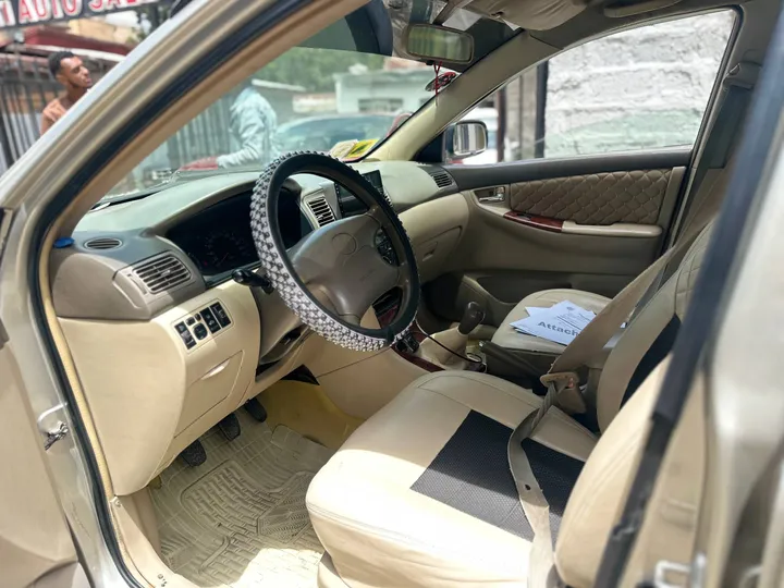 Toyota Corolla 2005 Manual – photo 5