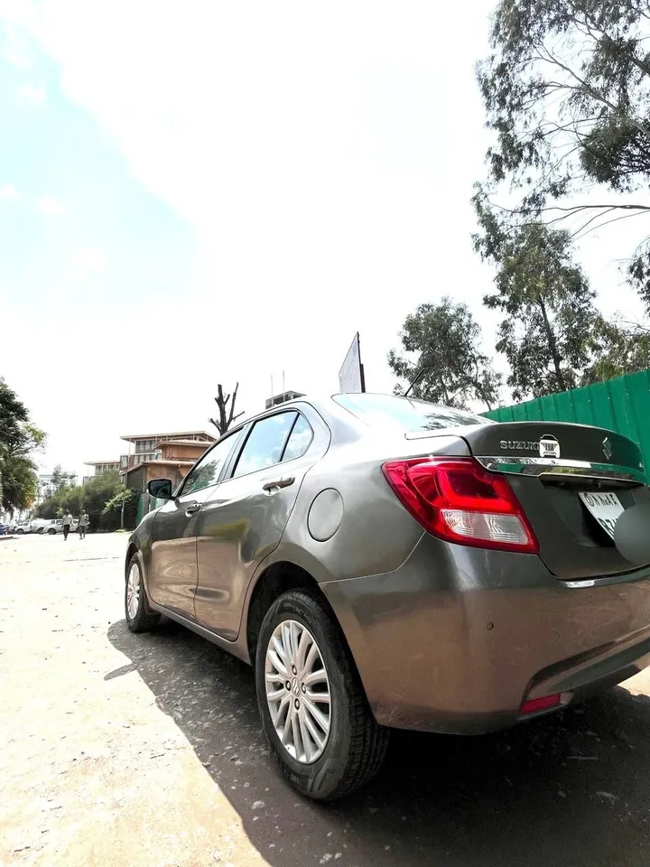 Suzuki Dzire 2021 Automatic – photo 5