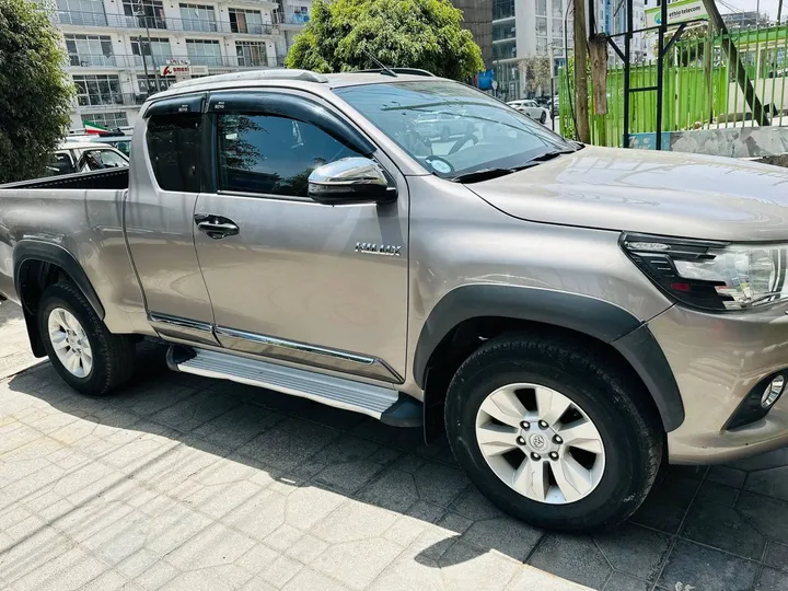 Toyota Hilux Revo Extra Cab 2020 – photo 8