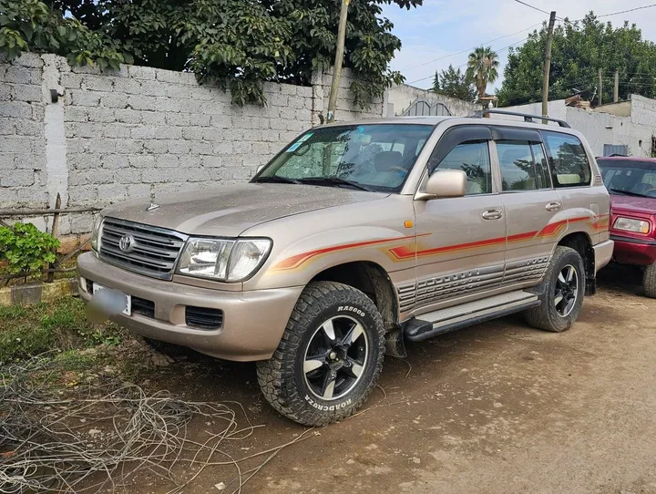 Toyota Land Cruiser 105 2005 – photo 4