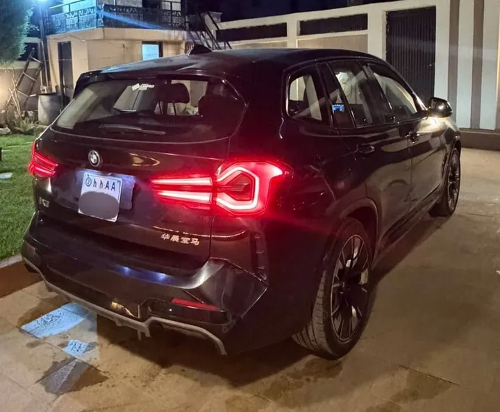 2024 BMW iX3 M Sport – photo 4