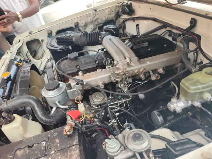 Toyota Land Cruiser Long Base 2012 – photo 3