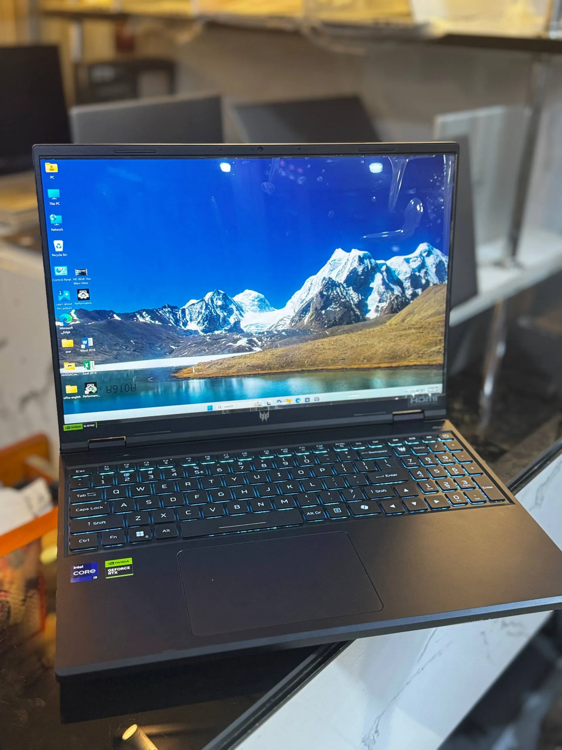 Acer Predator PHN16 Gaming Laptop – photo 3