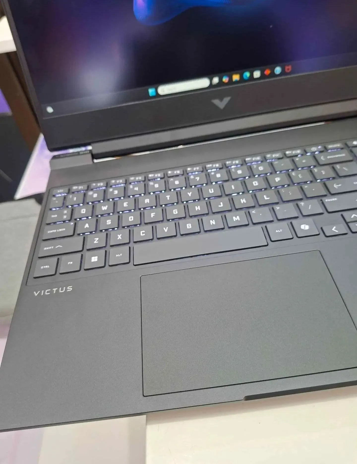 HP Victus Gaming Laptop i7 RTX 5060 – photo 3