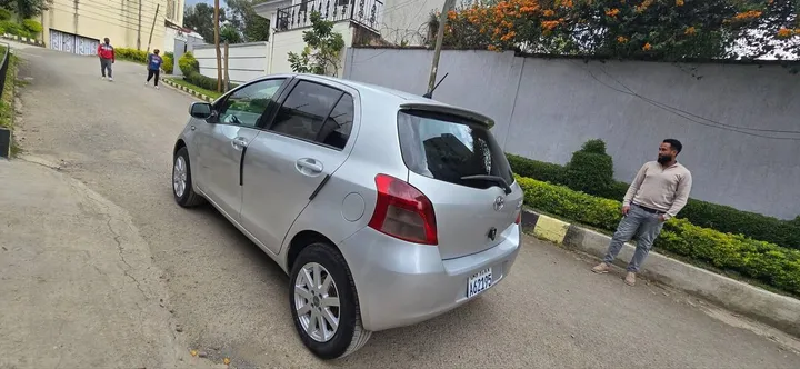 Toyota Yaris Compact 2006 Automatic – photo 5