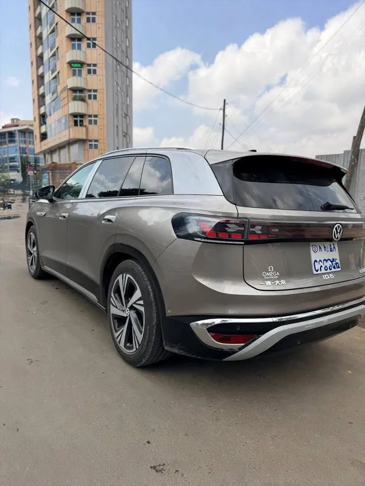 2024 Volkswagen ID.6 Crozz Pro EV – photo 4