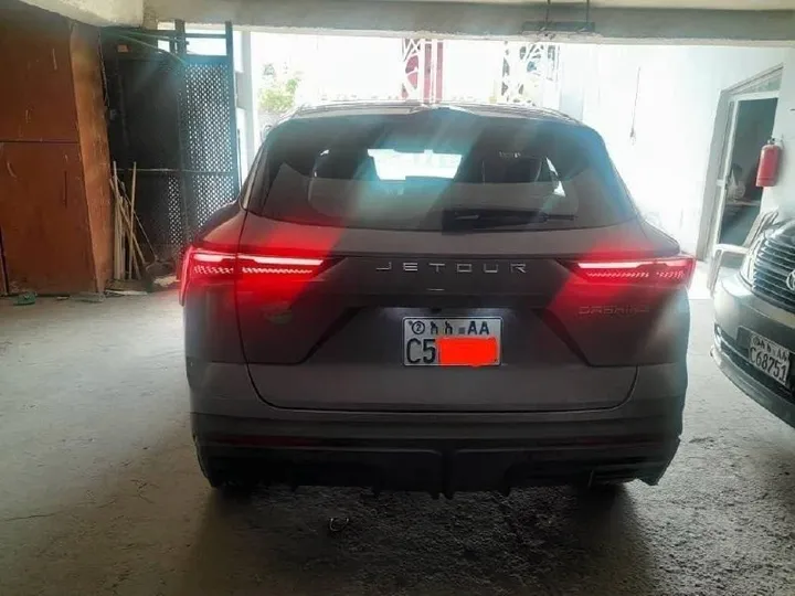 2022 SUV with 3000 Km – photo 3