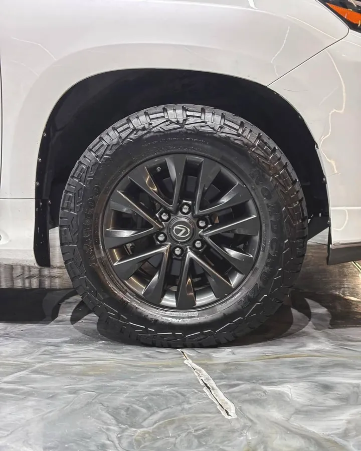 Lexus GX-460 2019 SUV – photo 7