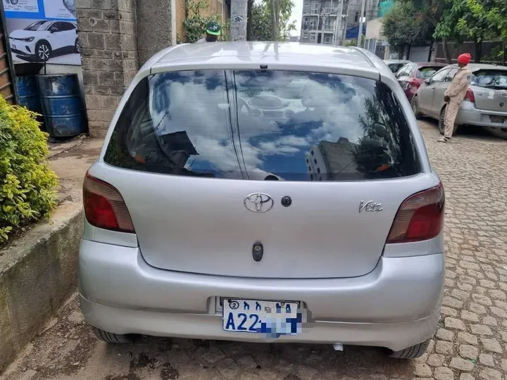 Toyota Vitz 1999 Automatic – photo 3