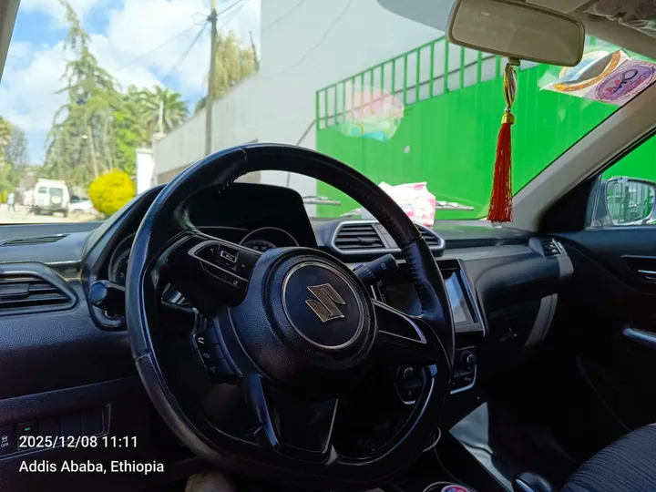 Suzuki Dizire 2022 Automatic – photo 3
