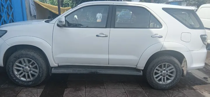 Toyota Fortuner 2017 Diesel SUV – photo 4