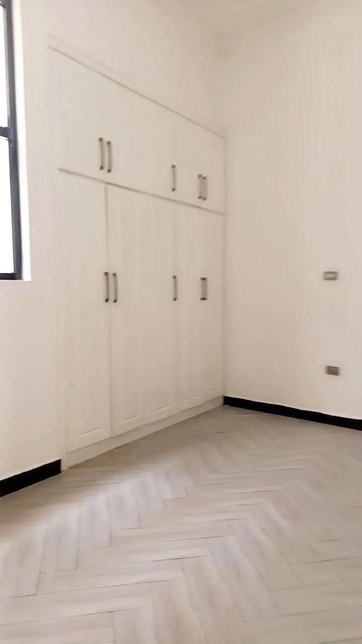 Modern 250 Sqm Villa in Summit – photo 5