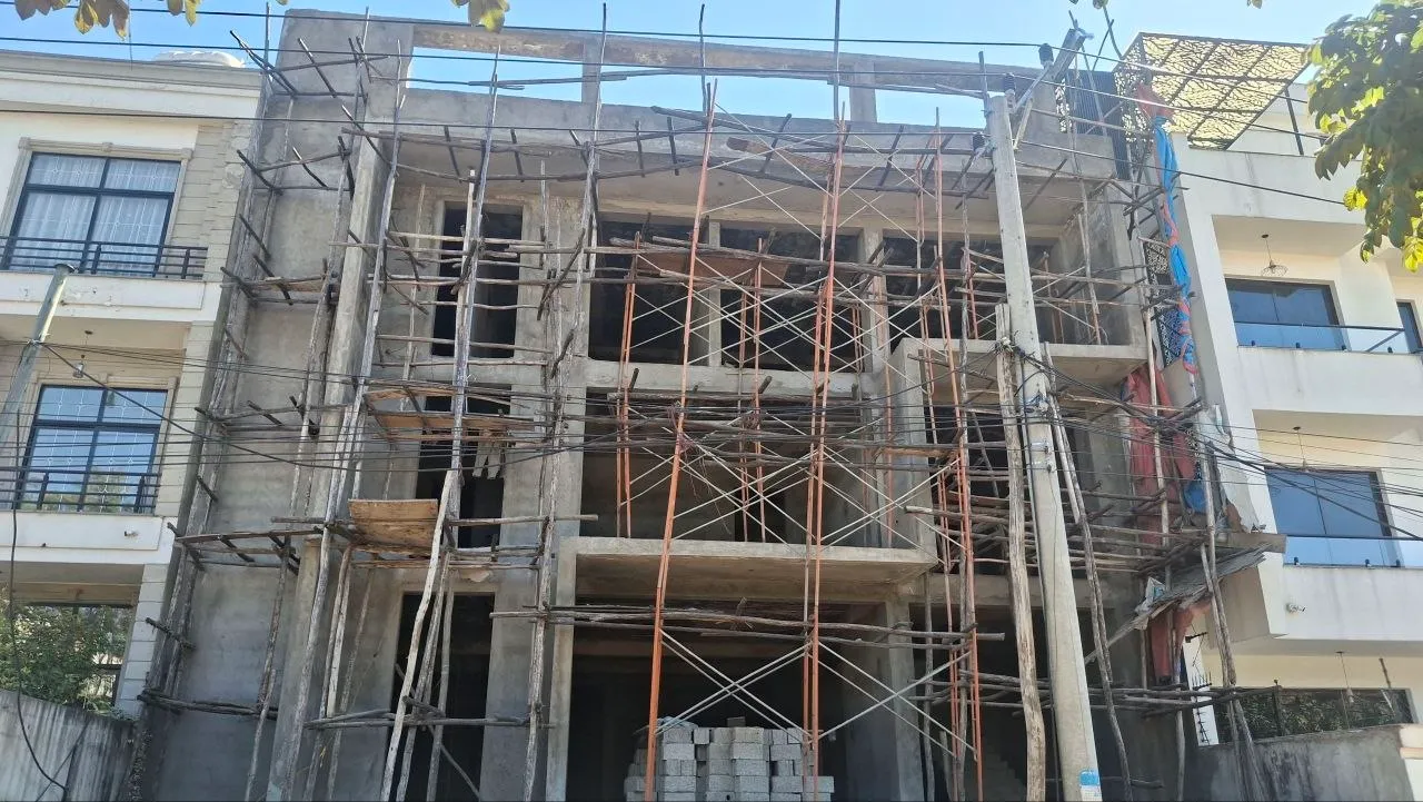 CMC 250 Sqm Building For Sale – photo 4