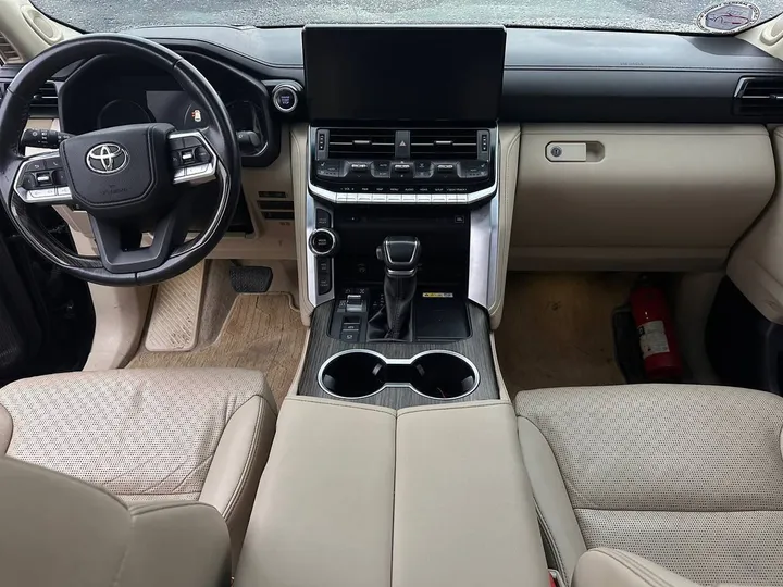 Toyota Land Cruiser 2023 Diesel – photo 5