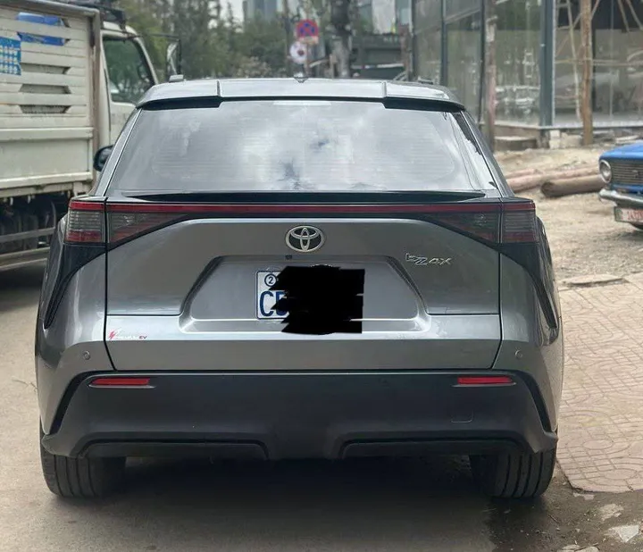 Toyota BZ4X 2023 Electric SUV – photo 6