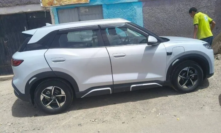 Brand New BYD Yuan Up 2025 – photo 3