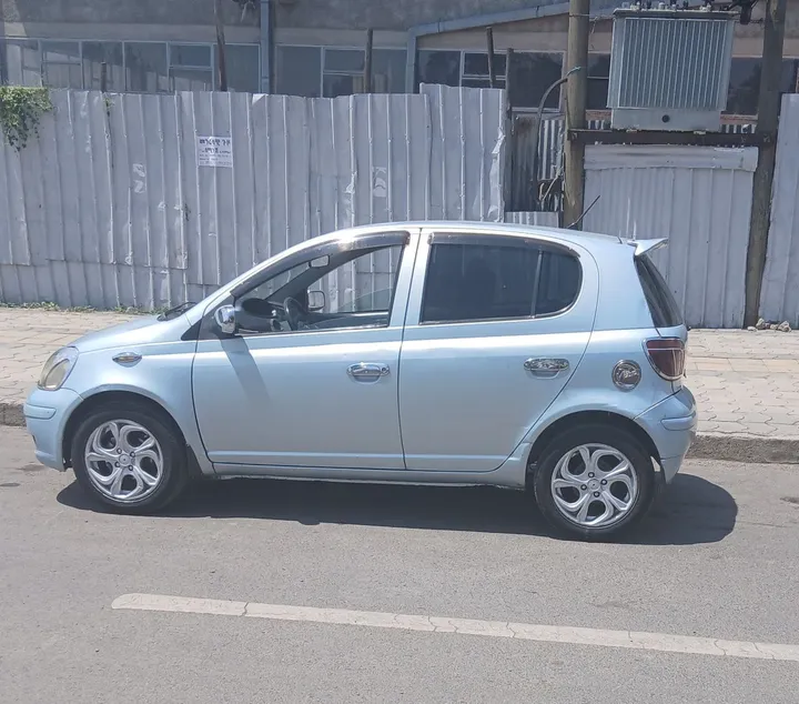 Toyota Vitz 2004 Automatic 1.0L – photo 5